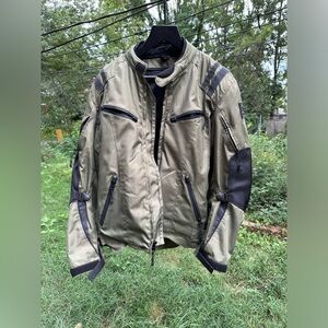 Motorcycle jacket w/ armor